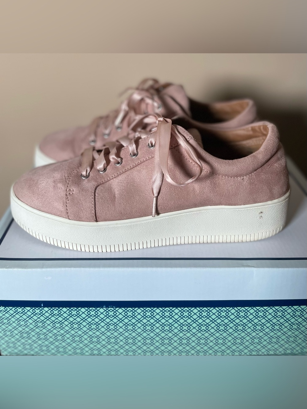 “Susina•Megan-Fab” Size: 8M